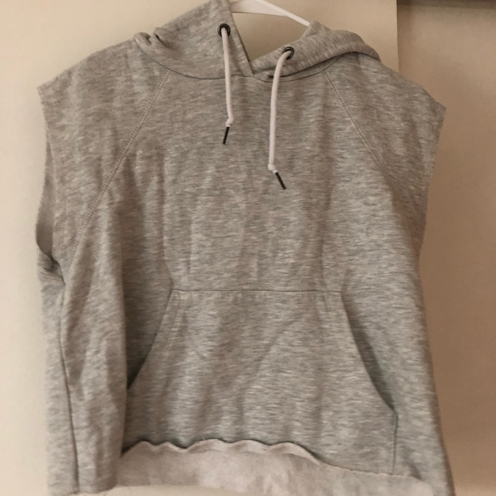 sleeveless hoodie